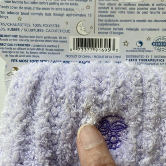 Earth Therapeutics Shea Butter Moisture Cozy Lavender Socks OSFM New - Picture 3 of 6